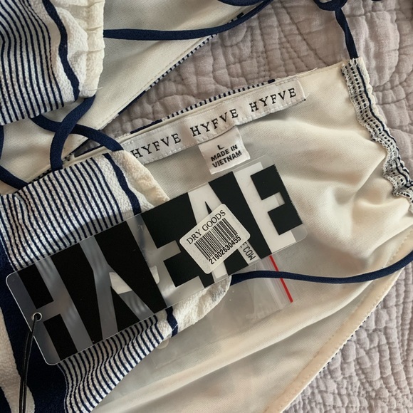 NEW HYFVE white and navy blue stripped romper! - Picture 4 of 5